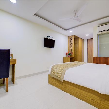 Airport Hotel Daya Capitol นิวเดลี ภายนอก รูปภาพ