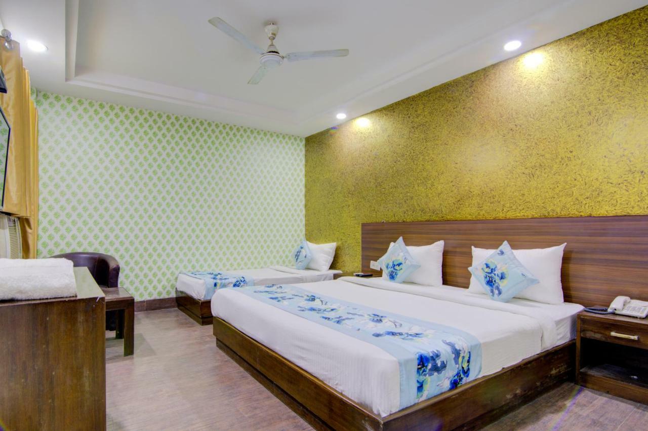 Airport Hotel Daya Capitol นิวเดลี ภายนอก รูปภาพ