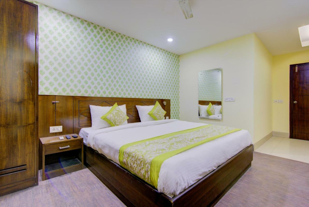 Airport Hotel Daya Capitol นิวเดลี ภายนอก รูปภาพ