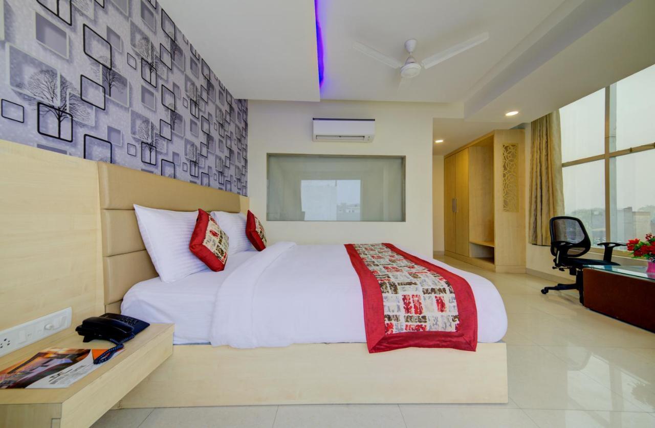 Airport Hotel Daya Capitol นิวเดลี ภายนอก รูปภาพ