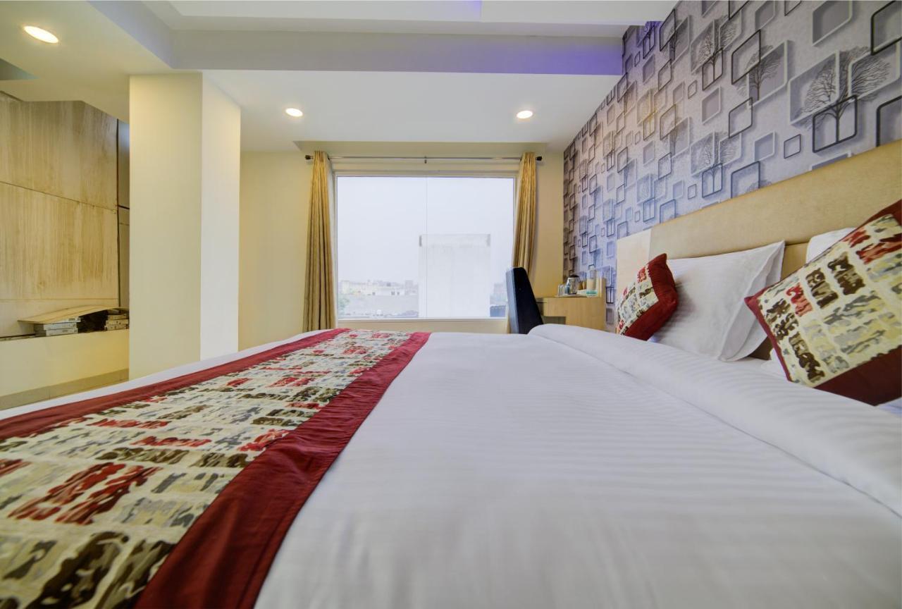 Airport Hotel Daya Capitol นิวเดลี ภายนอก รูปภาพ