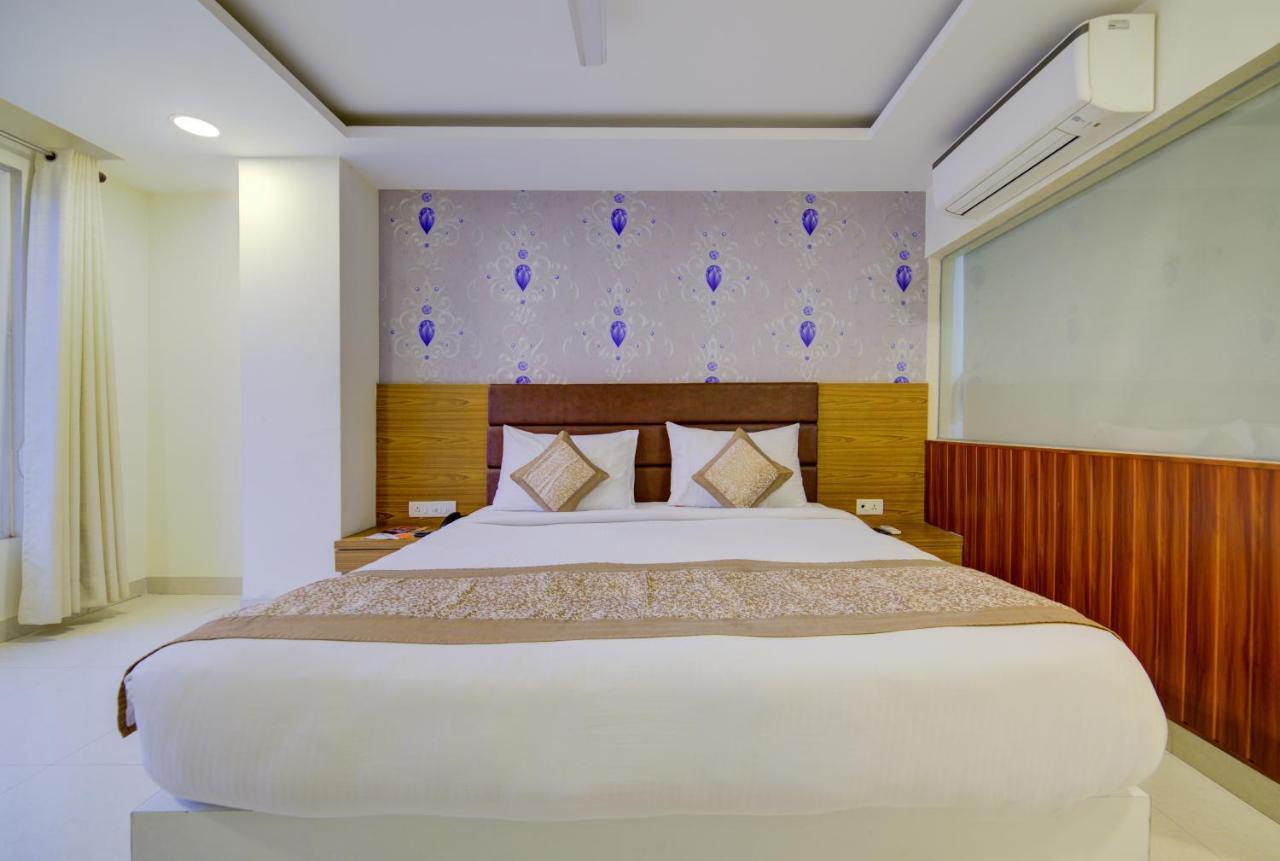 Airport Hotel Daya Capitol นิวเดลี ภายนอก รูปภาพ