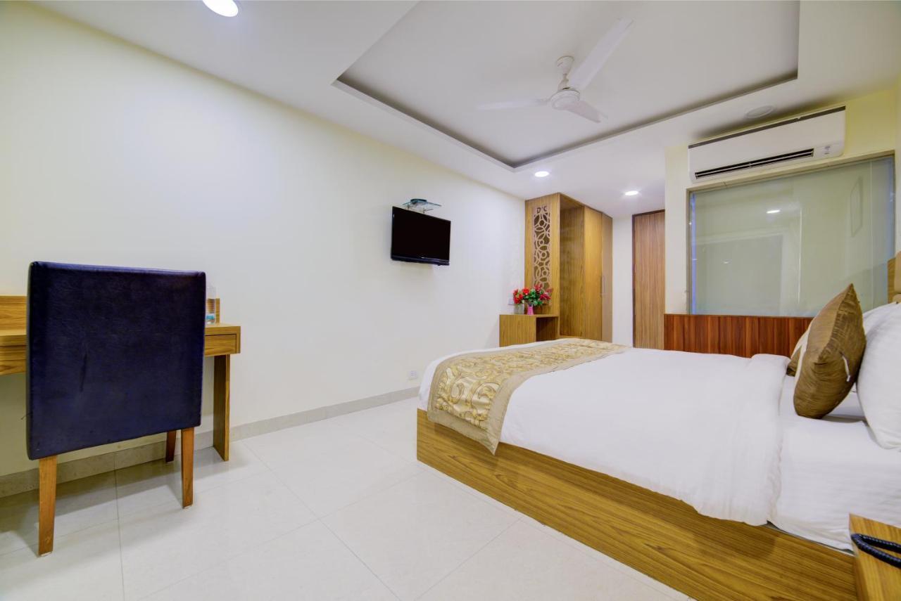 Airport Hotel Daya Capitol นิวเดลี ภายนอก รูปภาพ