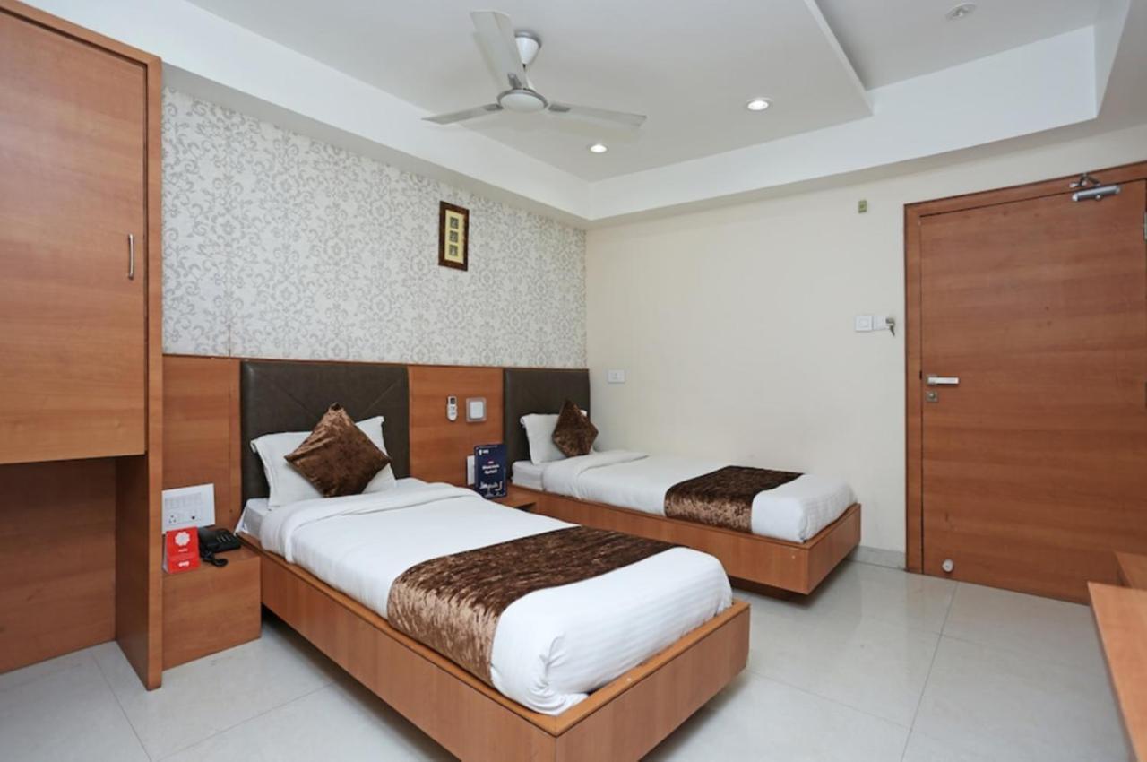 Airport Hotel Daya Capitol นิวเดลี ภายนอก รูปภาพ